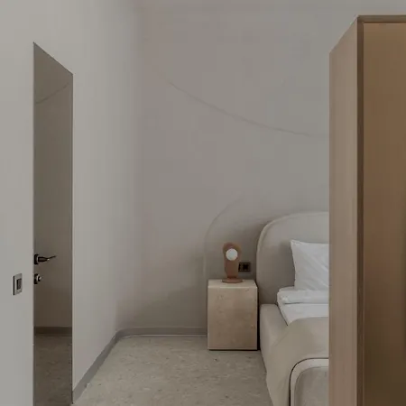 Sfumato Apartment